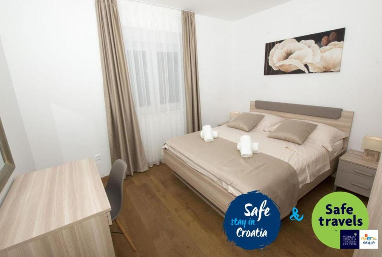 Lct Apartment Laura Омиш Экстерьер фото