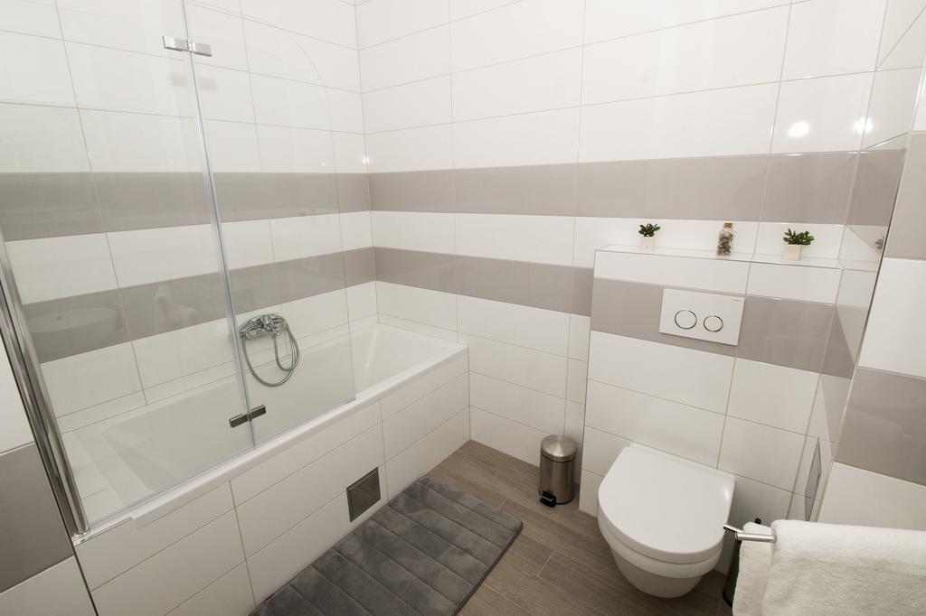 Lct Apartment Laura Омиш Экстерьер фото