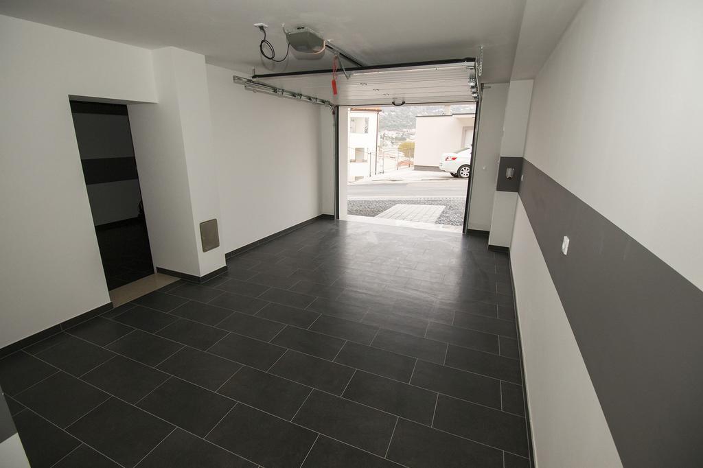 Lct Apartment Laura Омиш Экстерьер фото